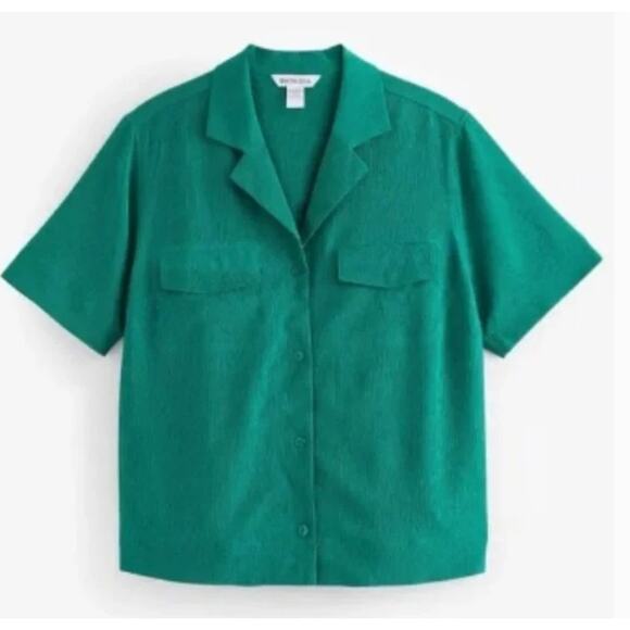 Athleta Tops - ATHLETA NWT Echo Top in Emerald Green // M